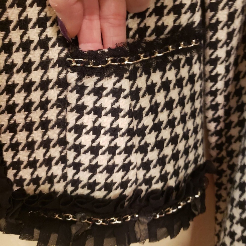 White House Black Market Houndstooth Blazer Chain Trim Hook Closure Size 4 - Picture 4 of 11